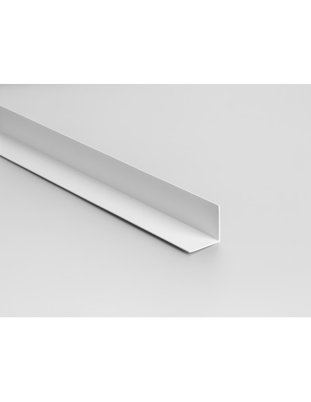 Cantonera 30x30x1,4 mm en PVC - Caja de 30 ml
