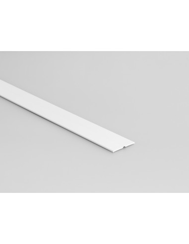 Cantonera regulable 22,5x22,5 mm en PVC - Caja de 30 ml