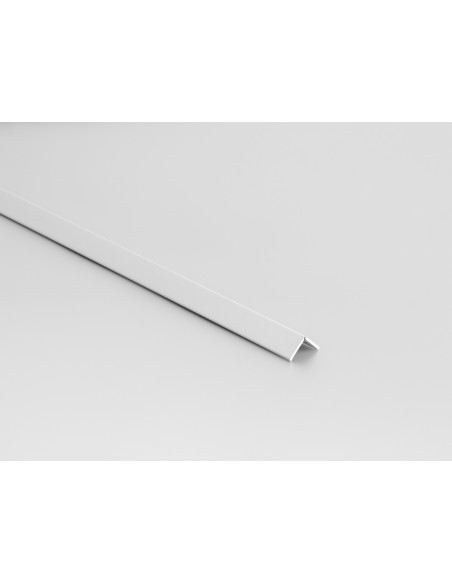 Cantonera regulable 22,5x22,5 mm en PVC - Caja de 30 ml